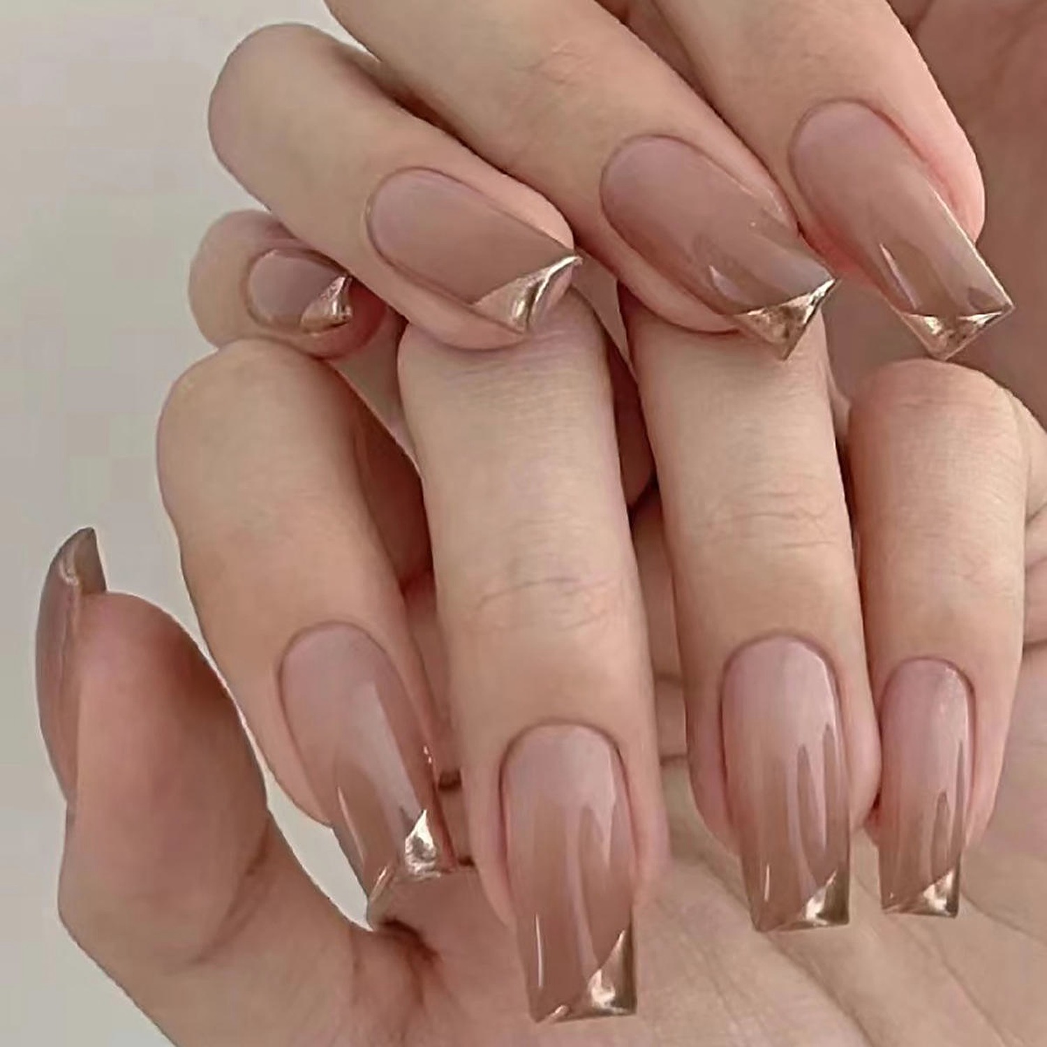 Ben Lin Velvet Matte Oval Press-On Nails